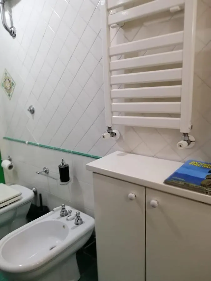 Apartament La Casa Di Tania A Napoli 0*, Neapol